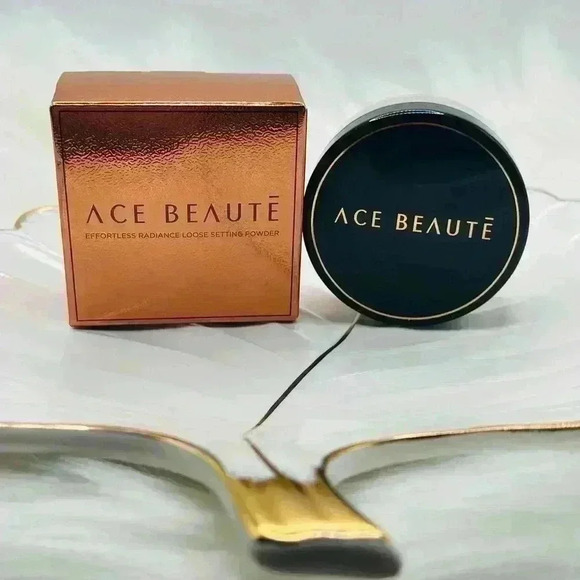 ACE BEAUTÉ Effortless Radiance Loose Setting Powder in Fair - Picture 1 of 6